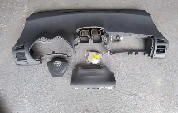 Toyota Auris 150 Airbag set 