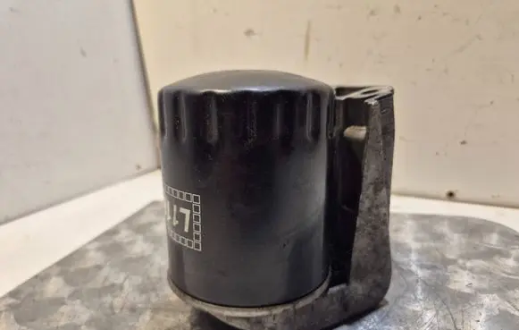 Mercedes-Benz C W202 Fuel filter bracket/mount holder 6040920008