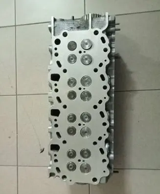 Toyota Hilux (AN10, AN20, AN30) Engine head 2KD