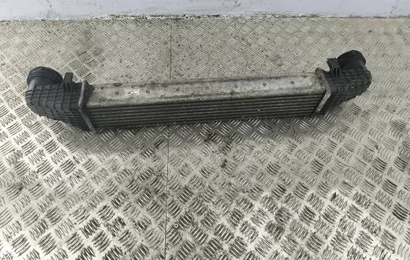 Mercedes-Benz E W211 Intercooler radiator A2115003902 3275377 06T2