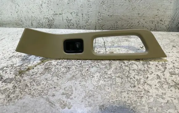 Volvo XC60 Electric window control switch 31272013 11W075