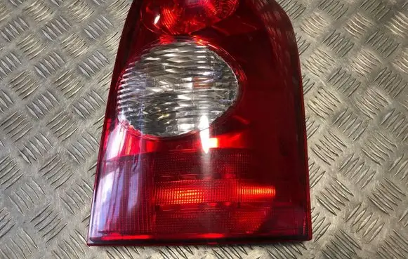 Mazda MPV Tailgate rear/tail lights 87440A