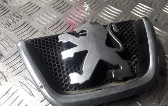 Peugeot 206 Manufacturer badge logo/emblem 9628688677