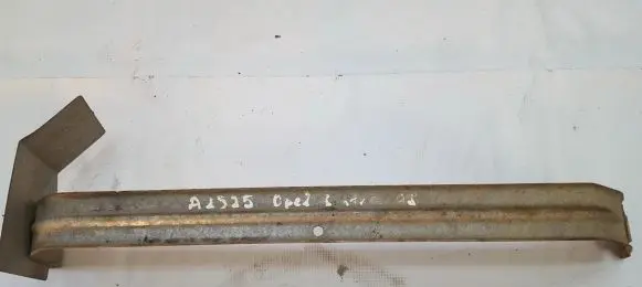 Opel Sintra Fuel tank mounting bracket 