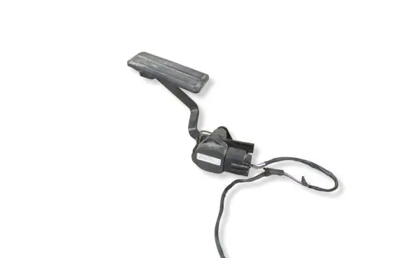 Chrysler Voyager Accelerator throttle pedal 04612742 G210AM1104507 1461274