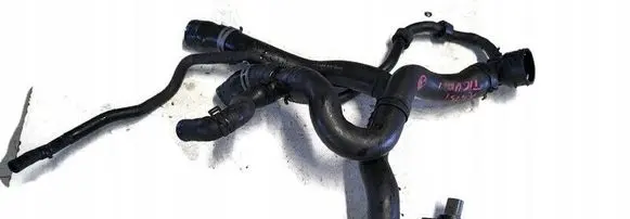 Volkswagen Tiguan Engine coolant pipe/hose