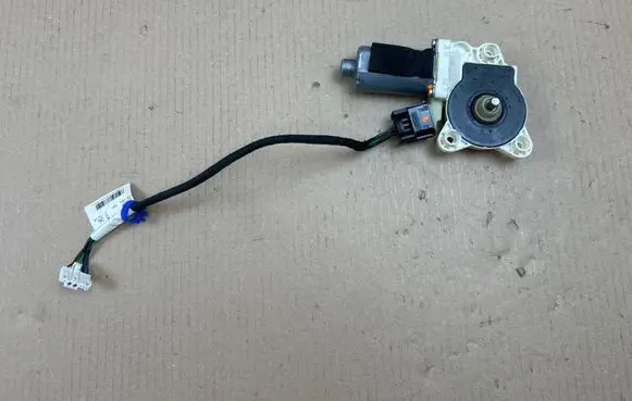 Mercedes-Benz SLK R171 Front door window regulator motor A1718201342