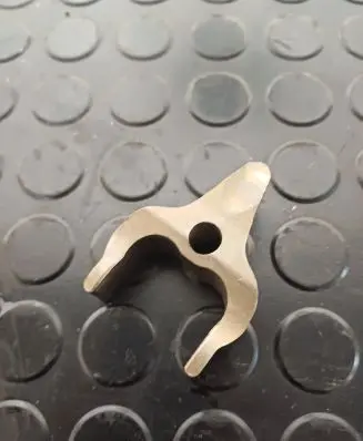 BMW 5 F10 F11 Fuel Injector clamp holder