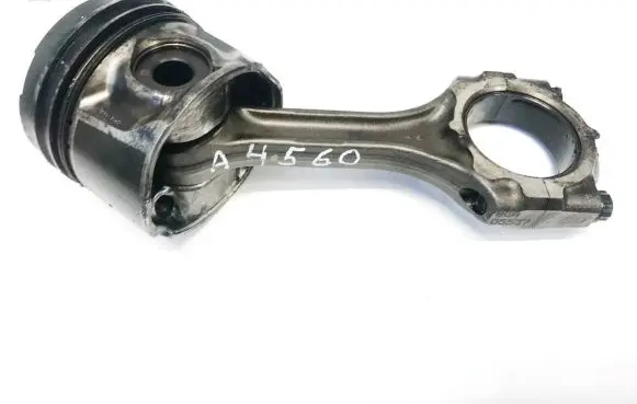 Toyota Auris 150 Piston with connecting rod
