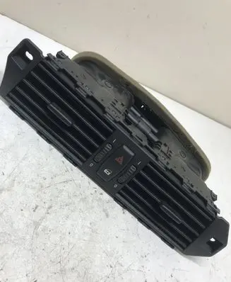 BMW 5 E60 E61 Dash center air vent grill 691073407