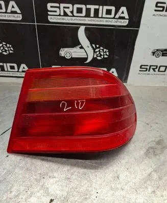 Mercedes-Benz E W210 Rear/tail lights A2108200264 197002