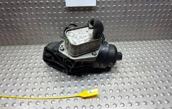 Hyundai i30 Oil filter mounting bracket S27725860 264102A300