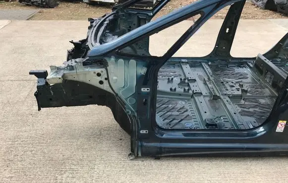 Cupra Born Front quarter panel 