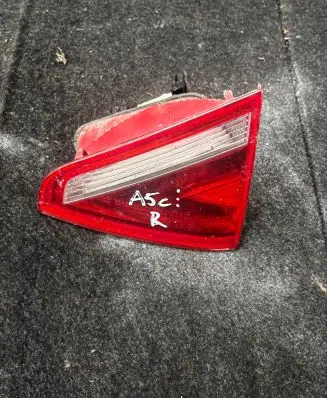 Audi A5 8T 8F Tailgate rear/tail lights 8T0945094