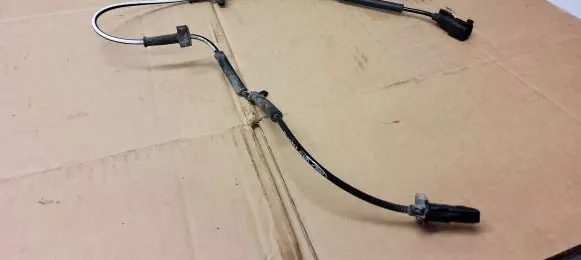 Ford Ecosport ABS brake wheel speed sensor GN152C204AB F00C1H3651