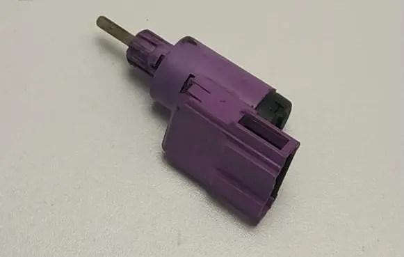 Volkswagen Golf V Brake pedal sensor switch 24760