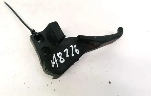 Engine bonnet (hood) release handle