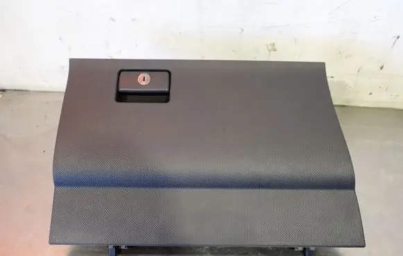Toyota Urban Cruiser (XP110) Central console drawer/shelf pad 