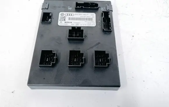 Audi Q5 SQ5 Comfort/convenience module 8K0907063P F005V00851