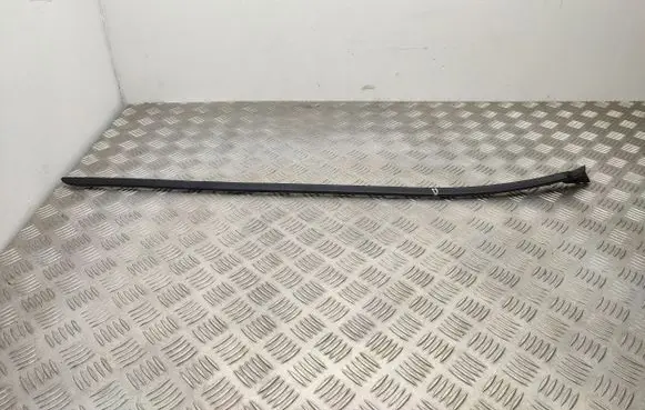 Ford Fiesta Windshield trim H1BBA03194AF