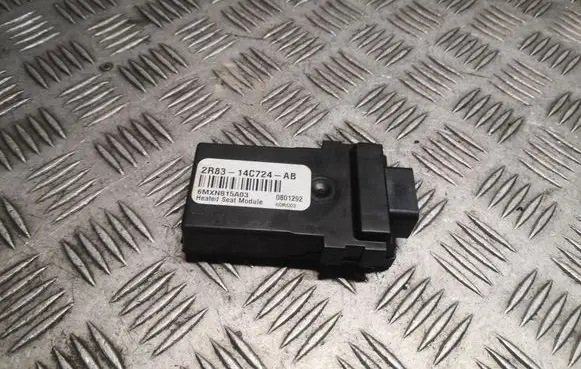 Land Rover Range Rover Sport L320 Seat heating relay 2R8314C724AB
