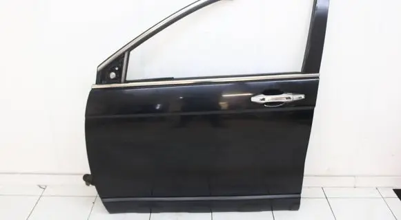 Honda CR-V Front door