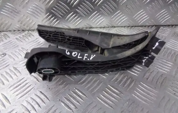 Volkswagen Golf V Accelerator throttle pedal 1K1721503L