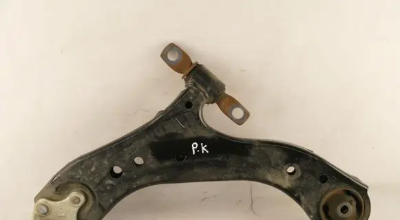 Toyota Camry Front lower control arm/wishbone