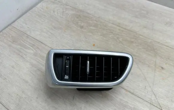 Porsche Cayenne (92A) Dashboard side air vent grill/cover trim 7P5819703D 95855270301G0B 95855270301
