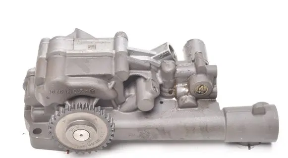 Mercedes-Benz A W177 Oil pump A2701800000