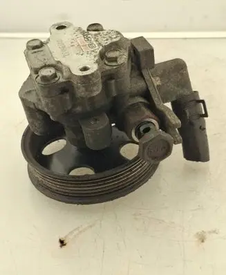 Hyundai Tucson JM Power steering pump 571002E300 7X08H132