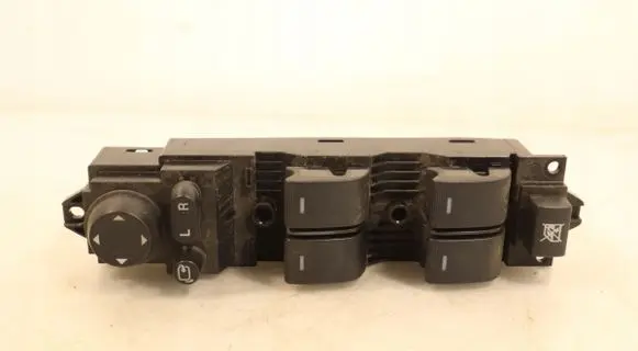 Mazda 3 II Electric window control switch BCD166350CD