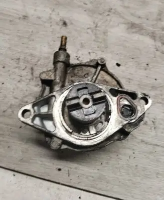 Vacuum pump