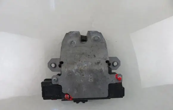 Tailgate/trunk/boot lock/catch/latch