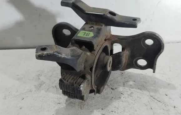 Toyota Auris 150 Engine mount vacuum valve 