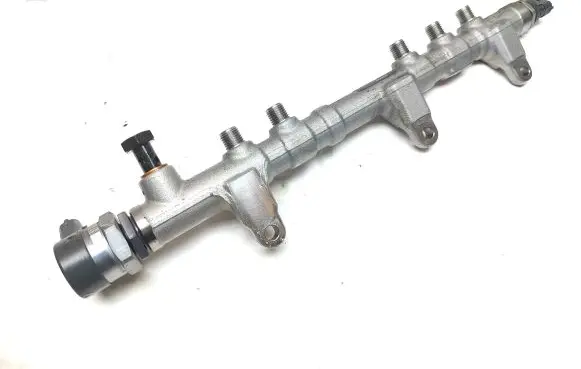 KIA Sorento Fuel main line pipe 314002F600 0445214321 022504