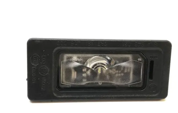 Volkswagen PASSAT B8 Number plate light 5NA943021