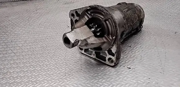 Volkswagen Routan Starter motor 4280003072