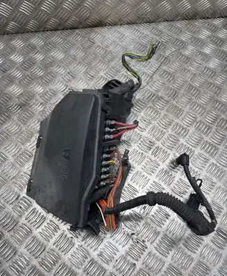 Land Rover Discovery Sport Fuse module 