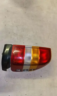 Opel Frontera B Rear/tail lights