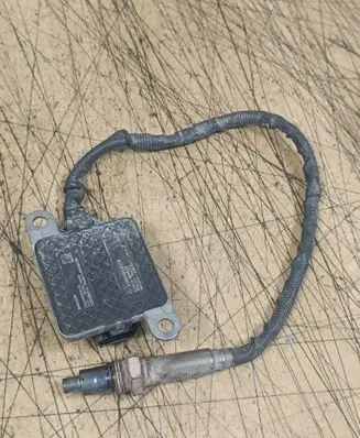Mercedes-Benz E W213 Lambda probe sensor A0009053009