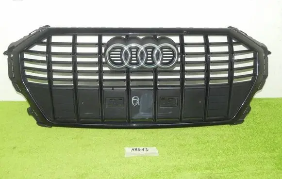 Audi Q3 F3 Front bumper upper radiator grill 83A853651F
