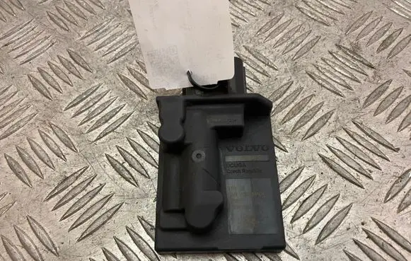 Volvo XC90 Fuel injection pump control unit/module 32203571