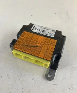 Nissan Qashqai Airbag control unit/module 988204EH0B 627260200