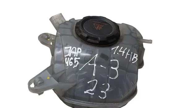 Audi A3 8Y Coolant expansion tank/reservoir 5WA121407E