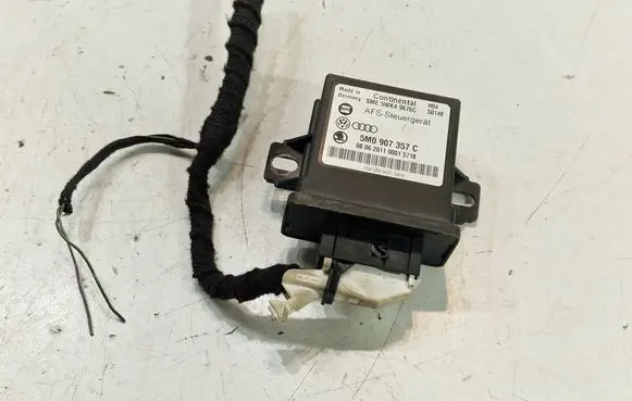 Volkswagen PASSAT B6 Light module LCM 5M0907357C