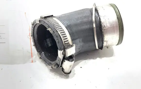 Audi Q7 4L Intercooler hose/pipe