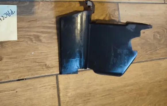 Ford Mondeo MK IV Intercooler air guide/duct channel 6M218311A