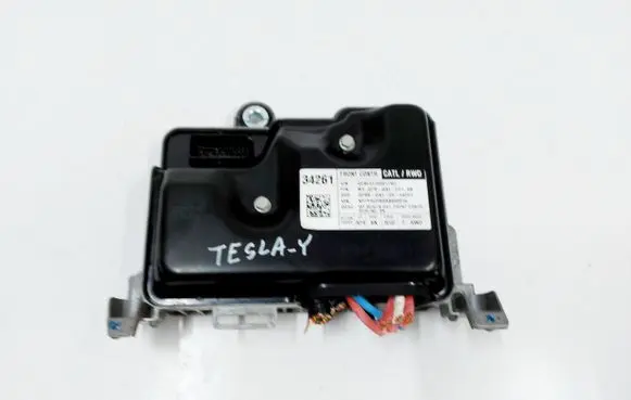 Tesla Model Y Comfort/convenience module 1866750-20-B