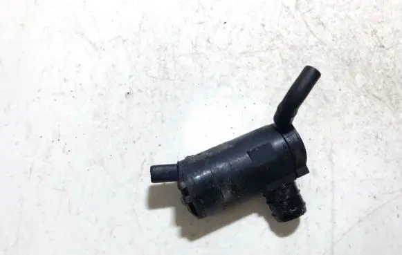 Hyundai Accent Windscreen/windshield washer pump